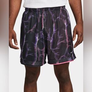 NWT Nike 6" Reversible Pink and Black Lightning Print Basketball Shorts